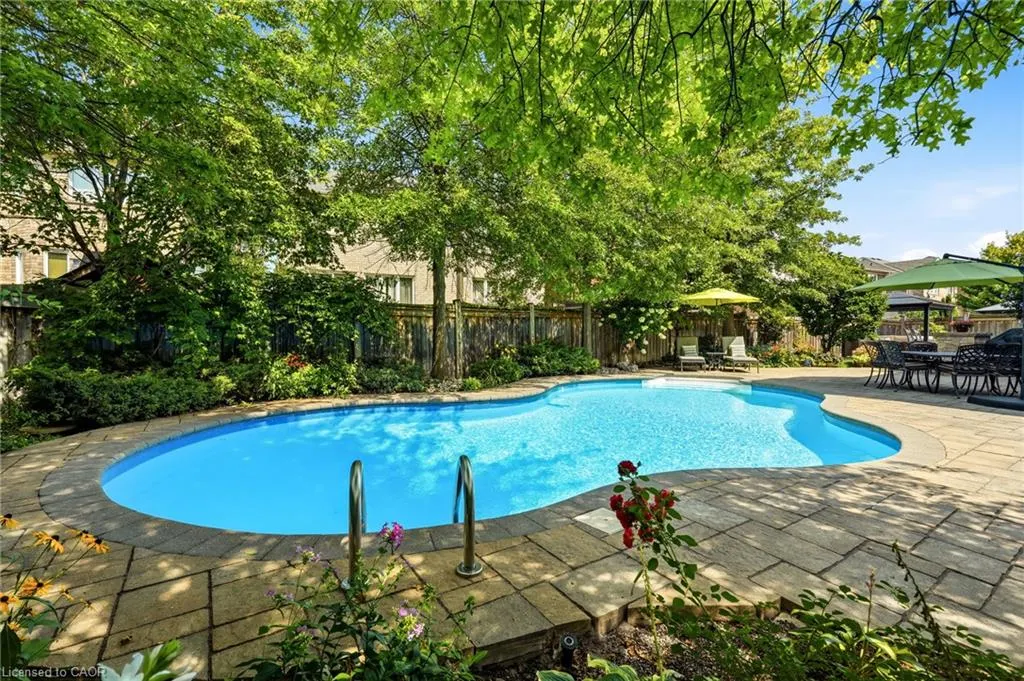 536 Cusick Circle