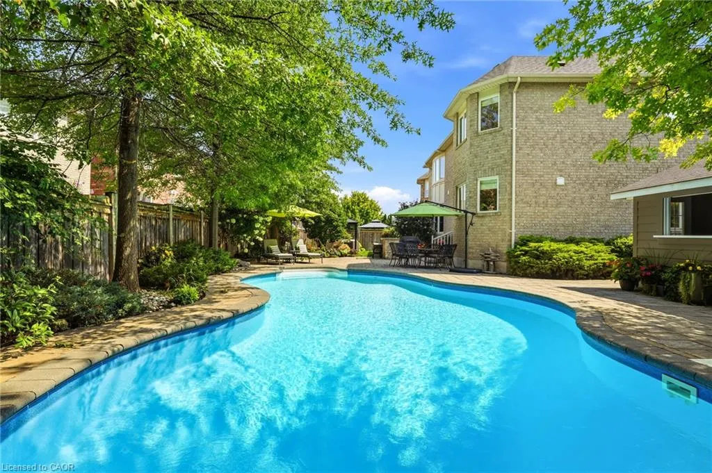 536 Cusick Circle