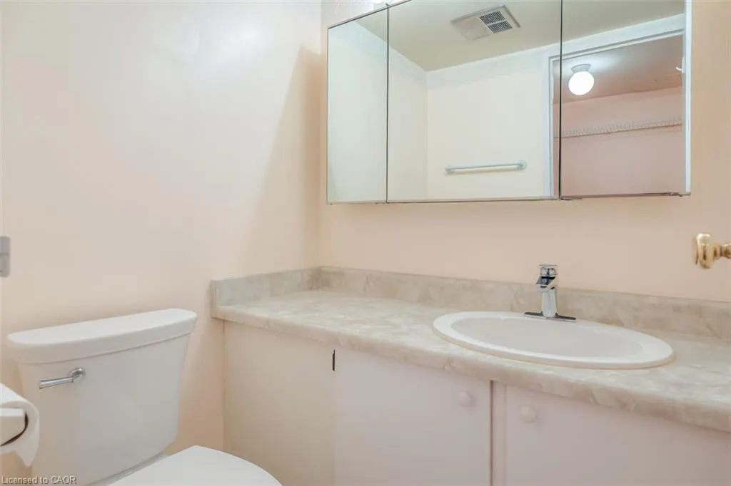 3695 Kaneff Crescent #612