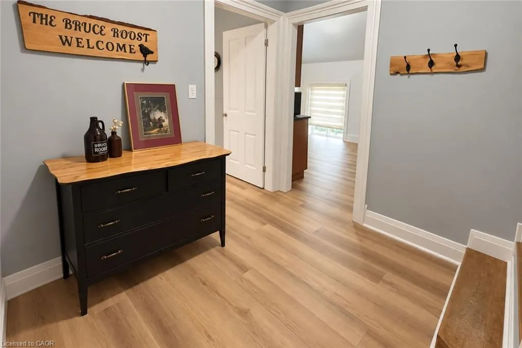59 Bruce Street #Upper Apt #3