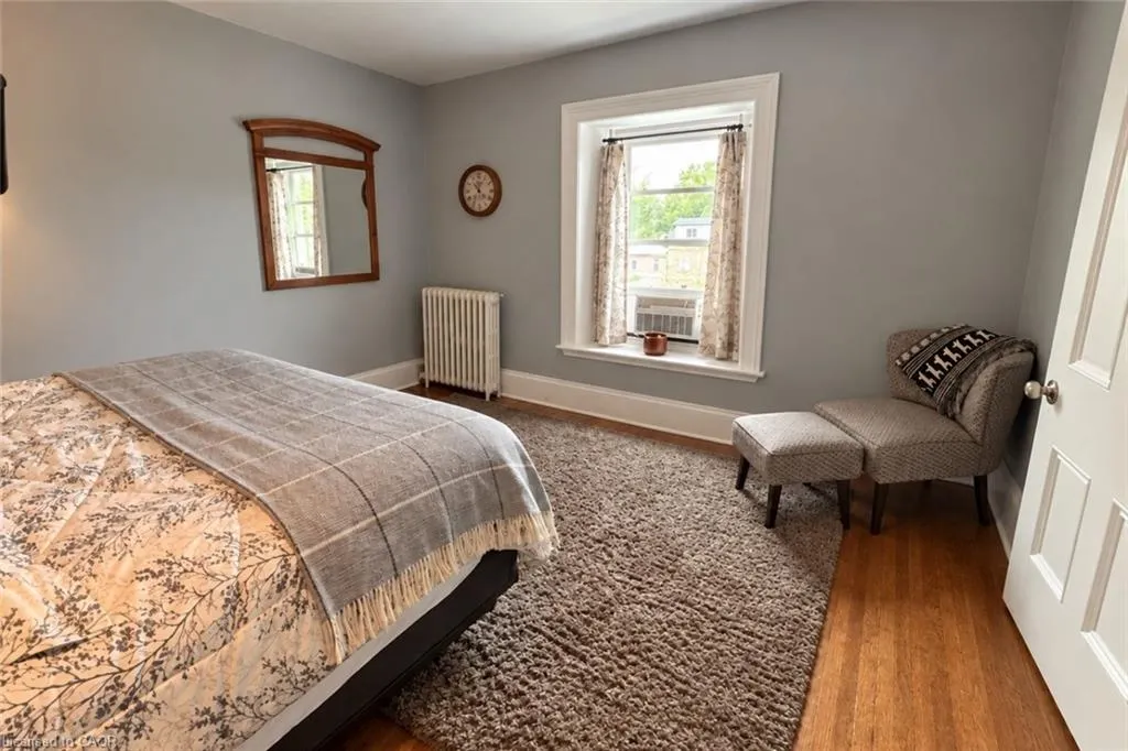 59 Bruce Street #Upper Apt #3