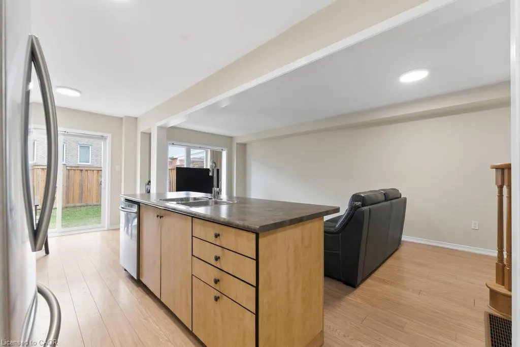 173 Whitwell Way