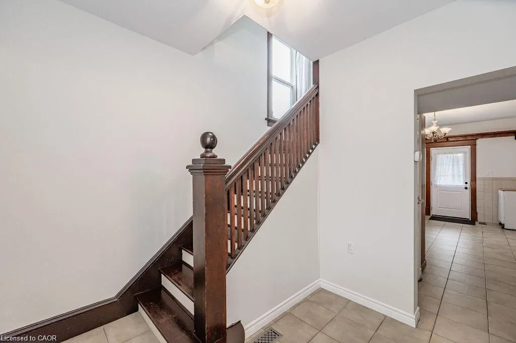 275 Main Street
