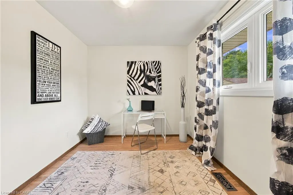 662 Dynes Road