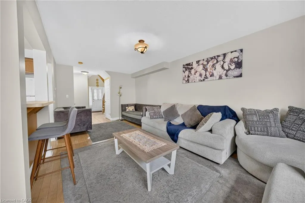800 Paramount Drive #77
