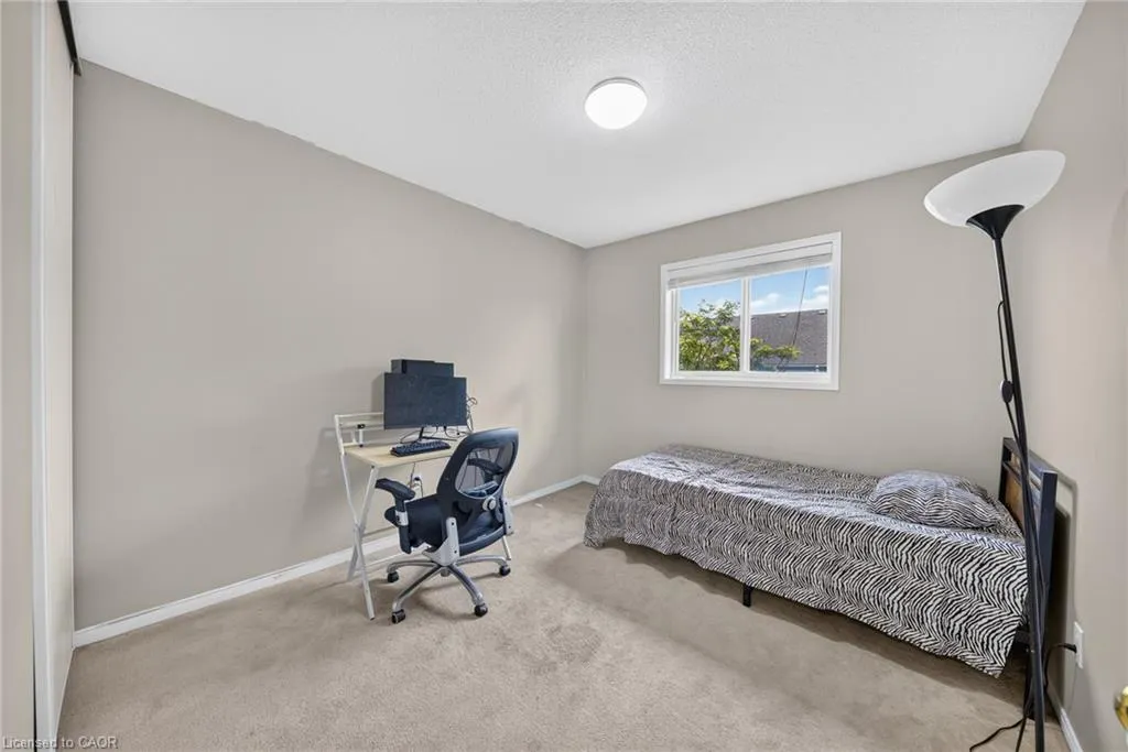 800 Paramount Drive #77