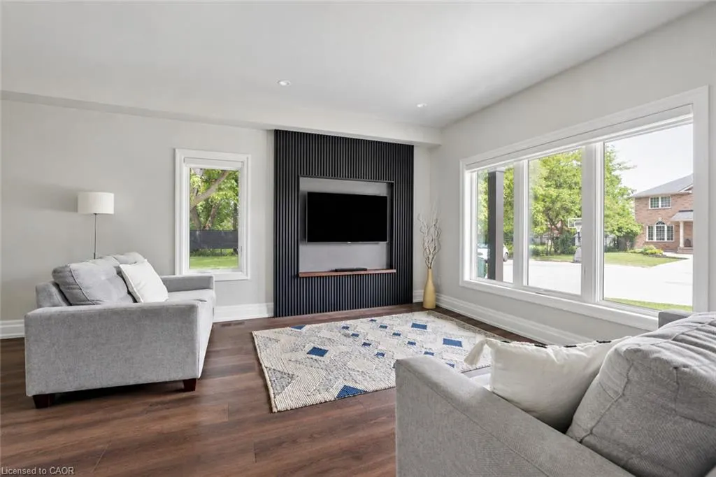 2423 Raymore Drive