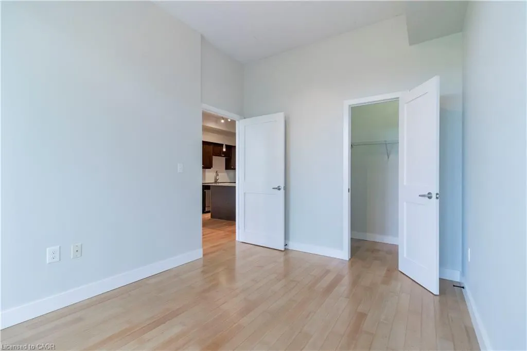 42 Bridgeport Road E #301