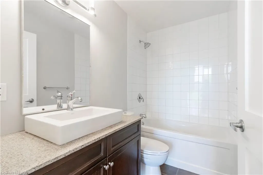 42 Bridgeport Road E #301