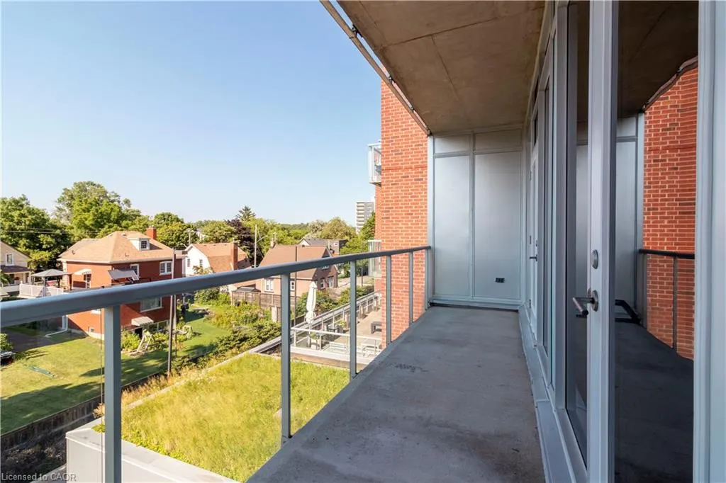 42 Bridgeport Road E #301