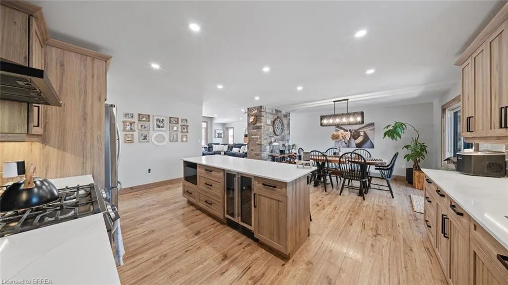 6 Kings Lane