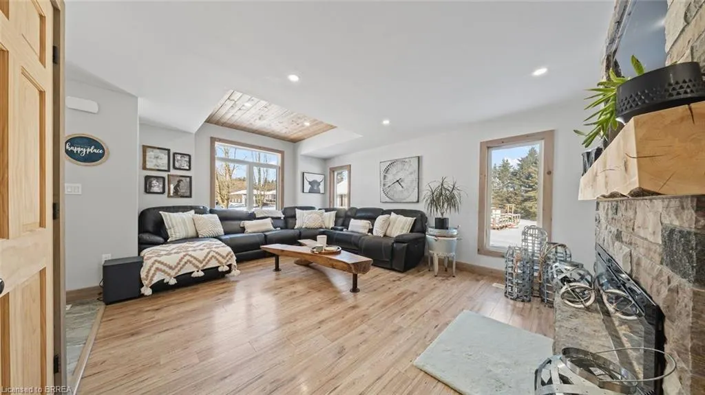 6 Kings Lane