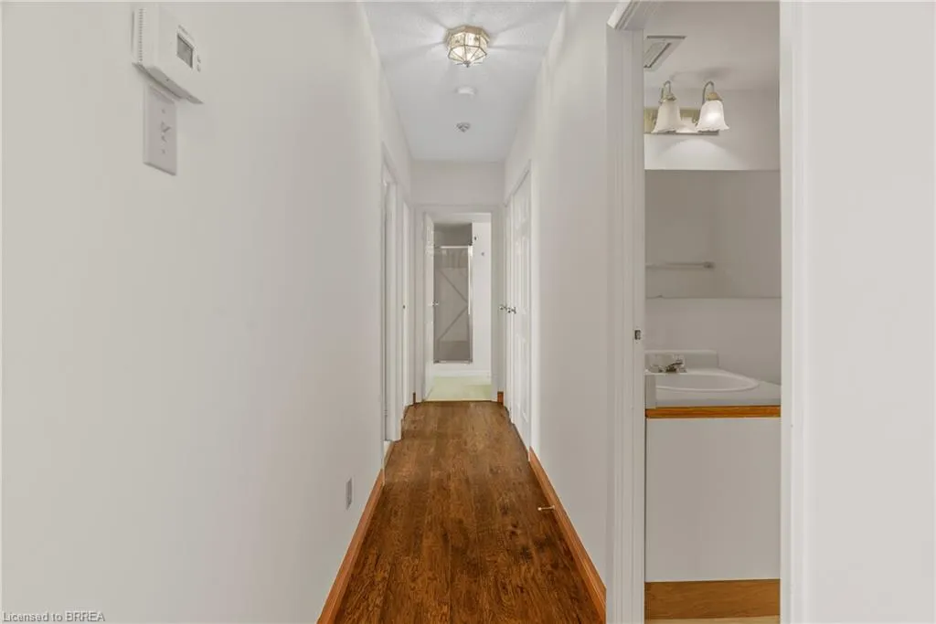 9 Bonheur Court #905