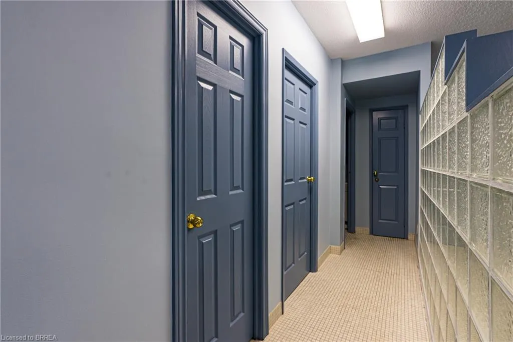 9 Bonheur Court #905