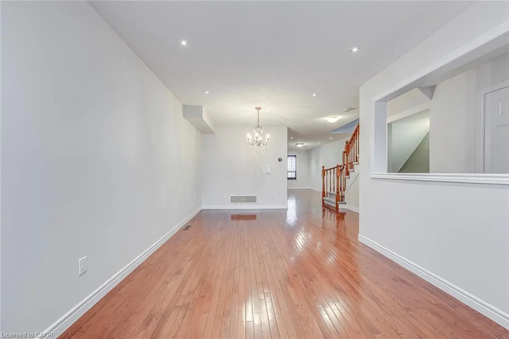 2280 Baronwood Drive #18