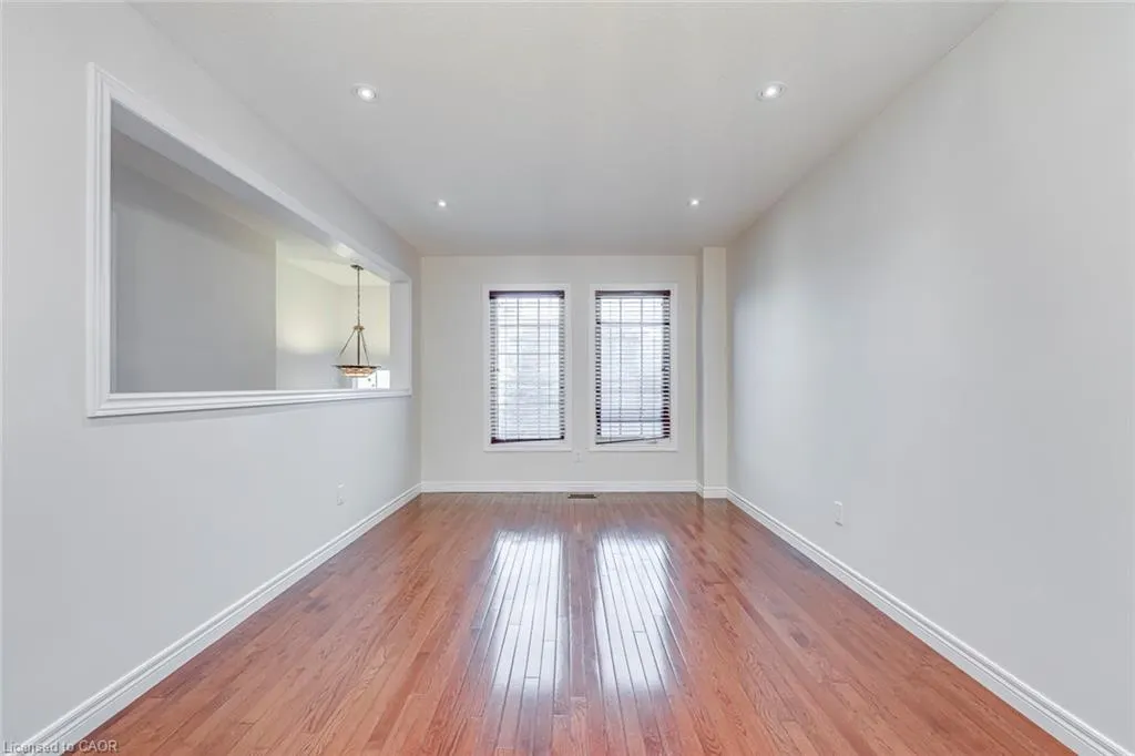 2280 Baronwood Drive #18