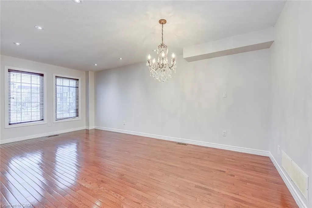 2280 Baronwood Drive #18