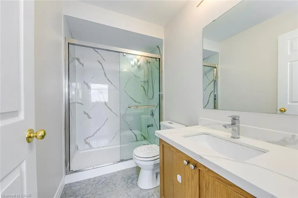 2280 Baronwood Drive #18