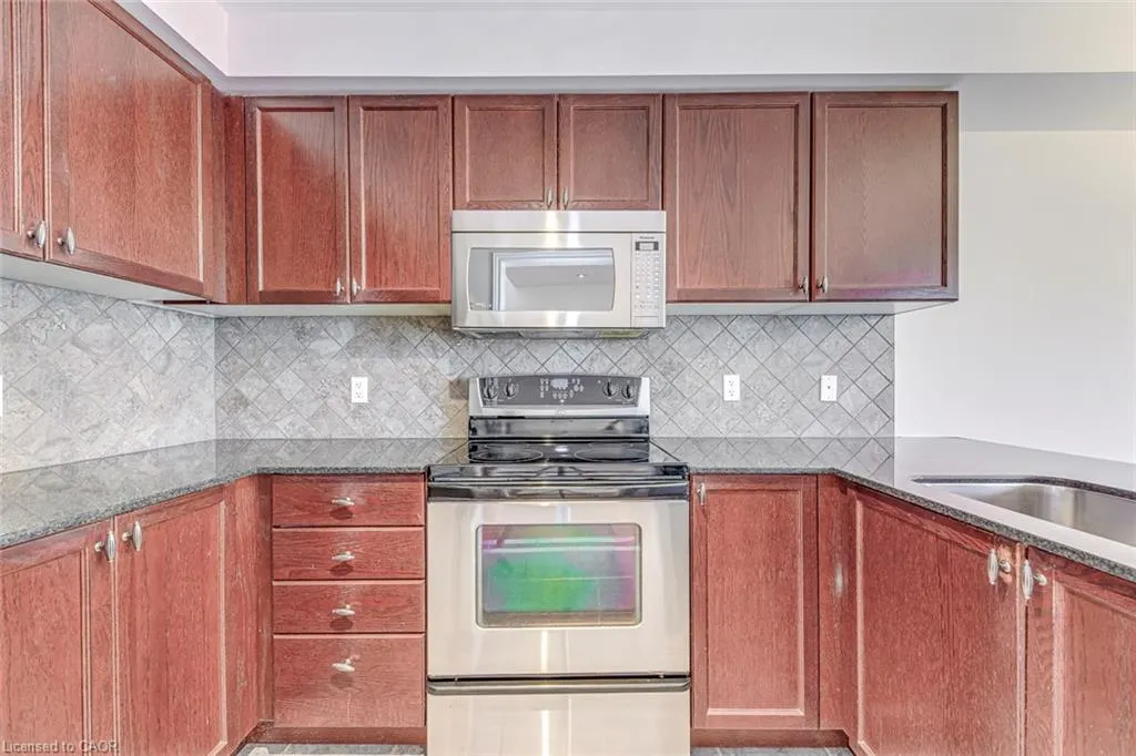 2280 Baronwood Drive #18