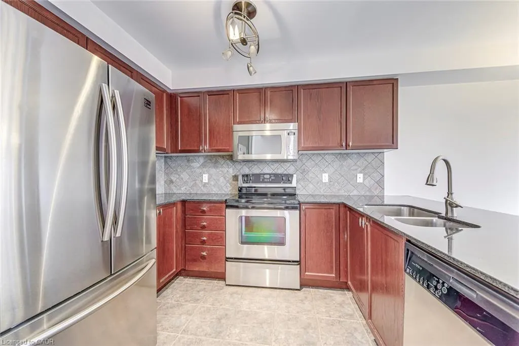 2280 Baronwood Drive #18