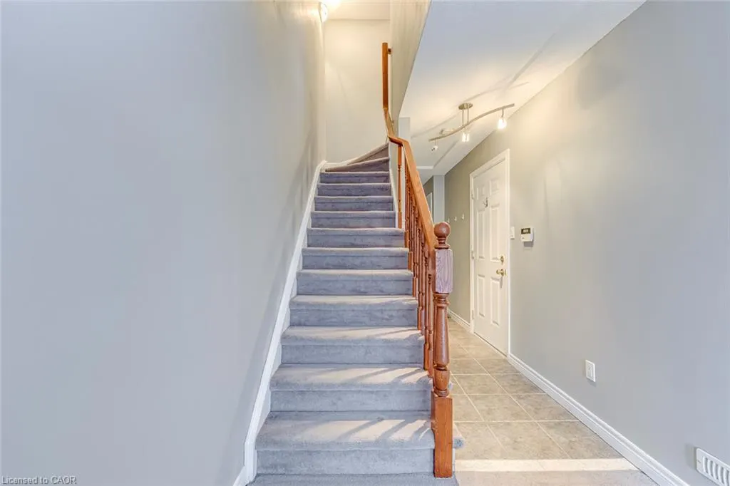 2280 Baronwood Drive #18