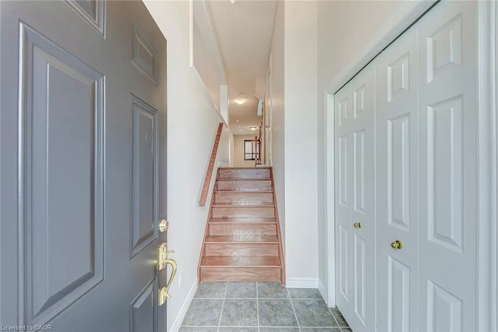 2280 Baronwood Drive #18
