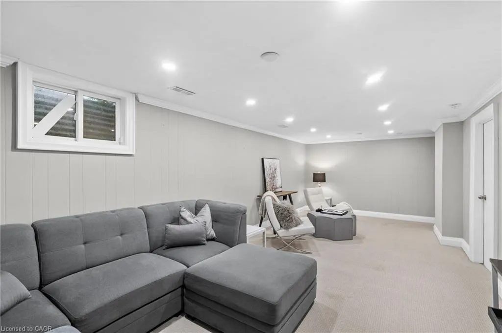 685 Francis Road #1