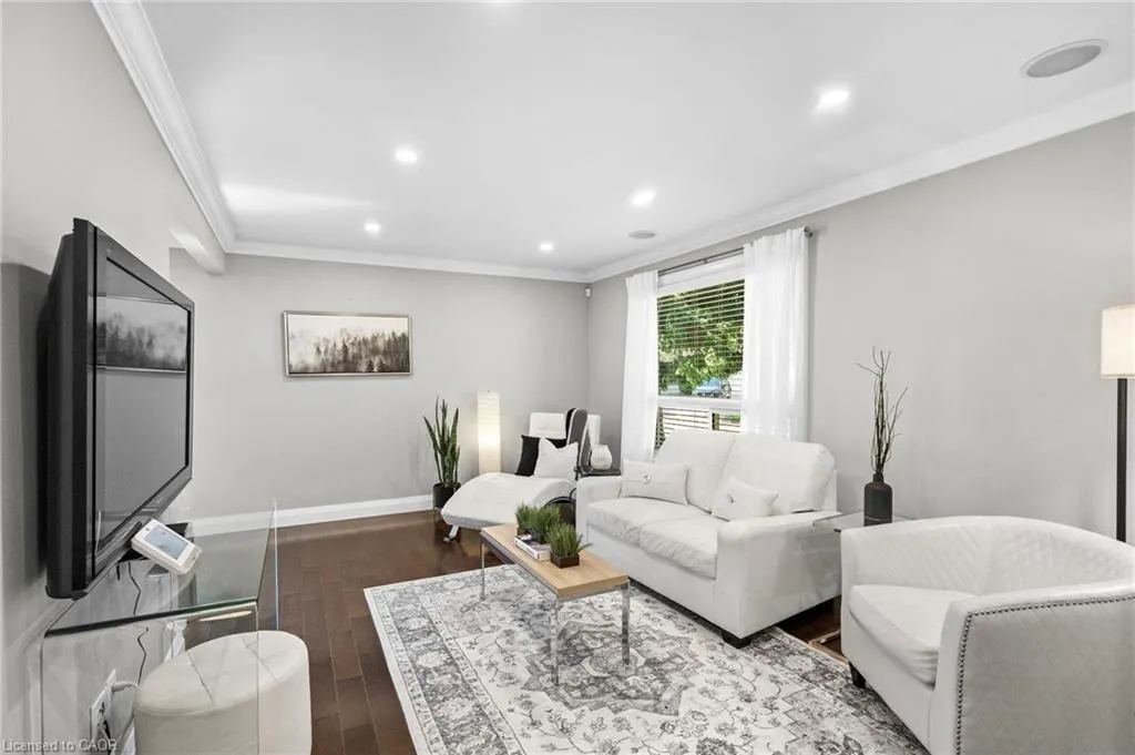 685 Francis Road #1