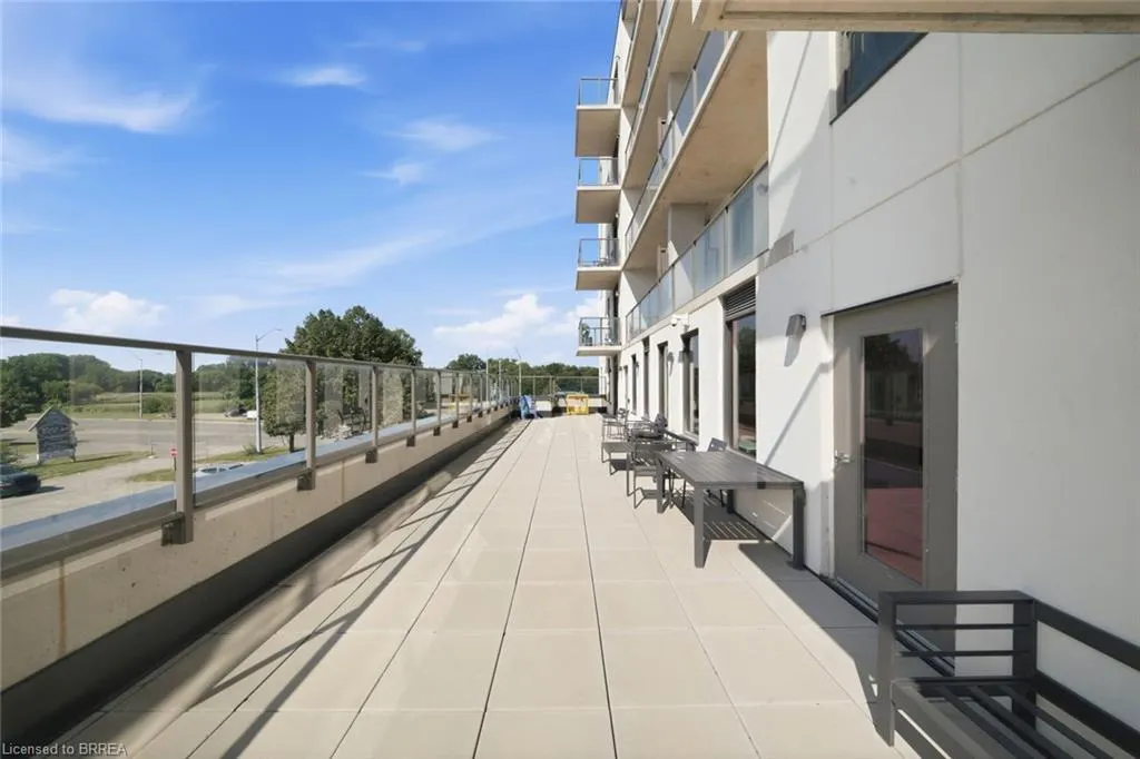 7 Erie Avenue #202