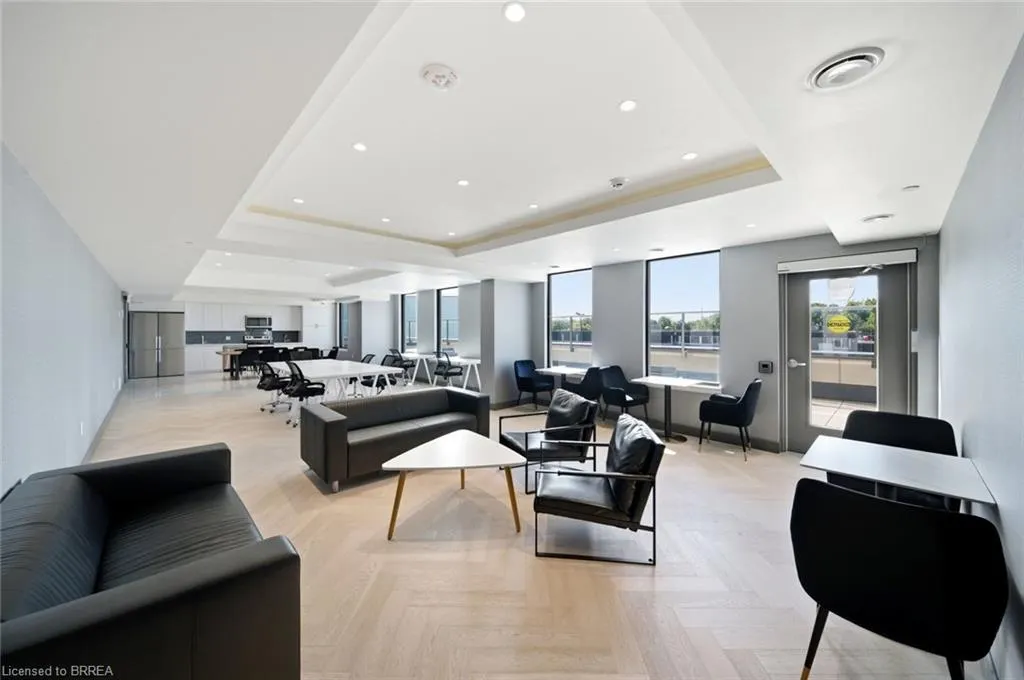 7 Erie Avenue #202