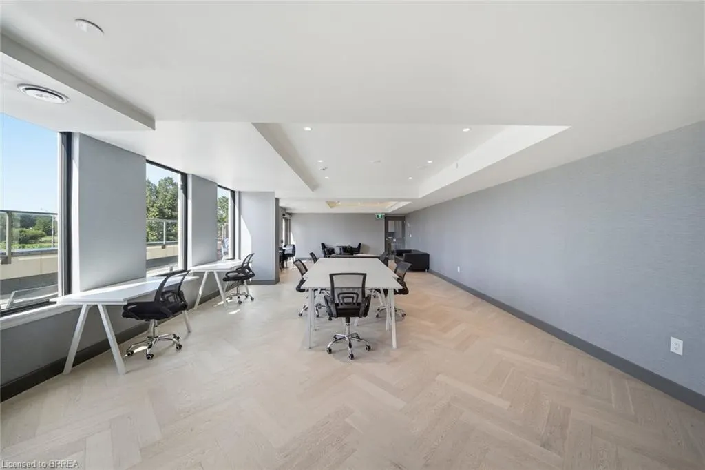 7 Erie Avenue #202