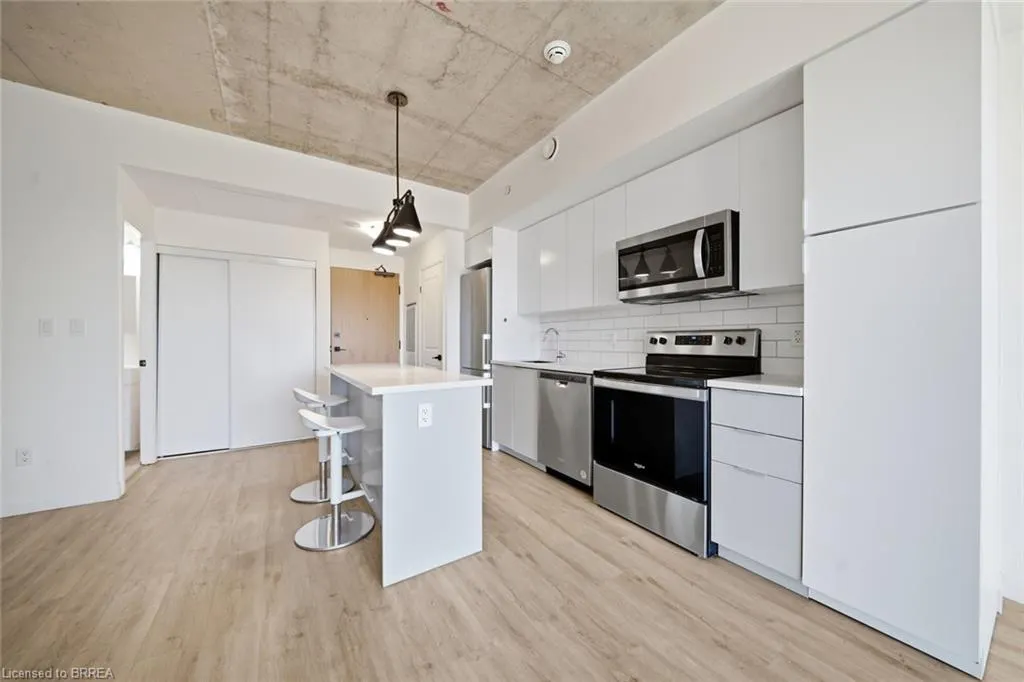 7 Erie Avenue #202