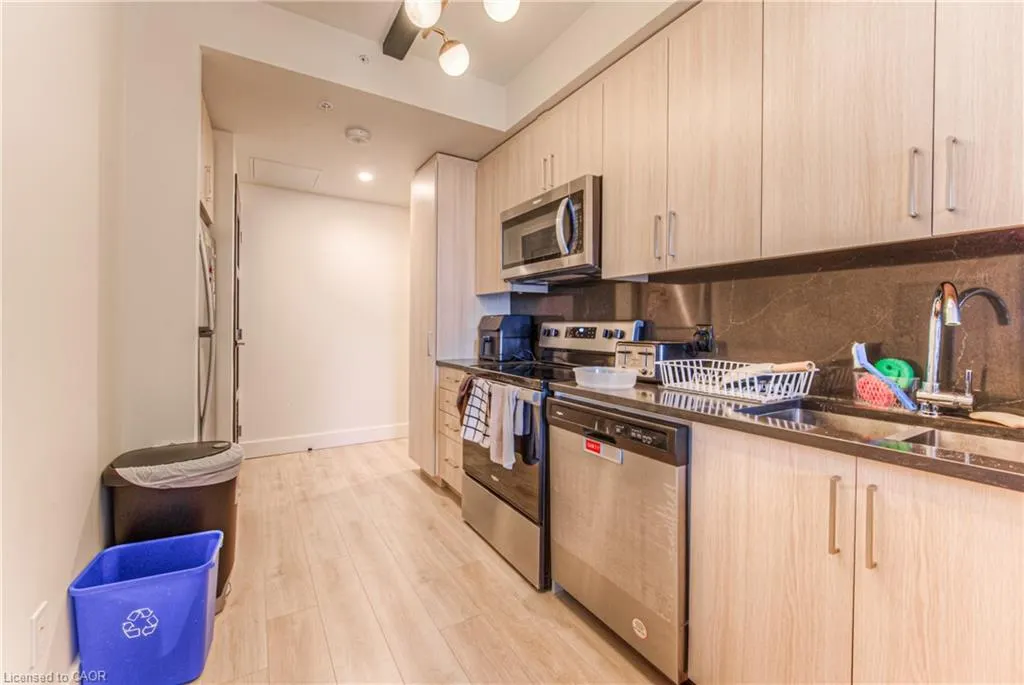 145 Columbia Street W #1210