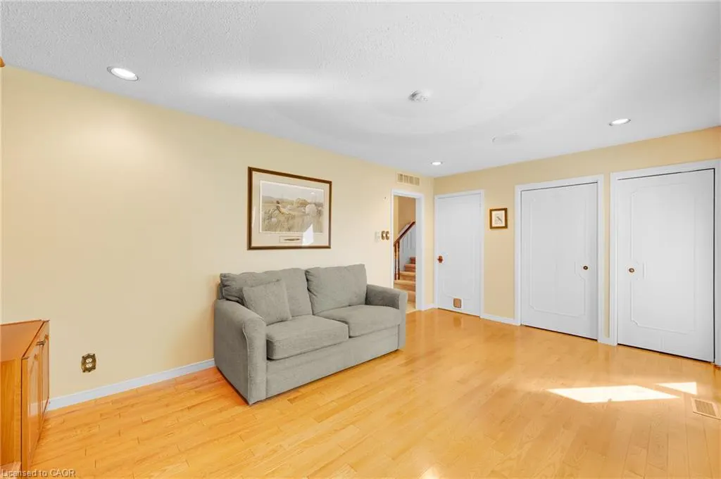 588 Louise Drive