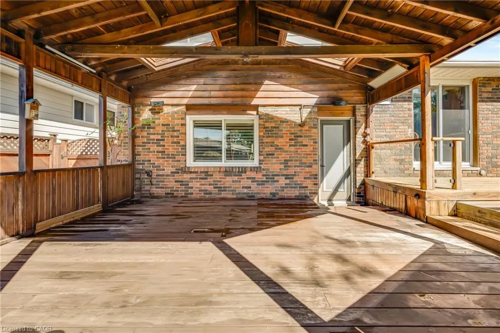 588 Louise Drive