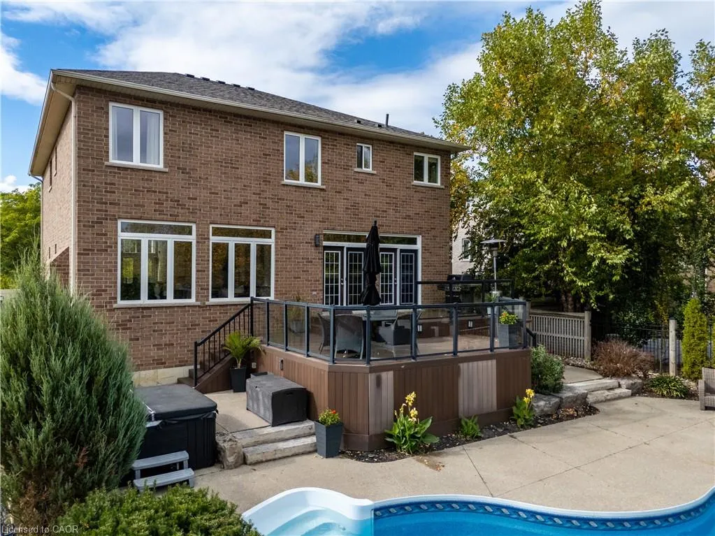 77 Newcombe Road