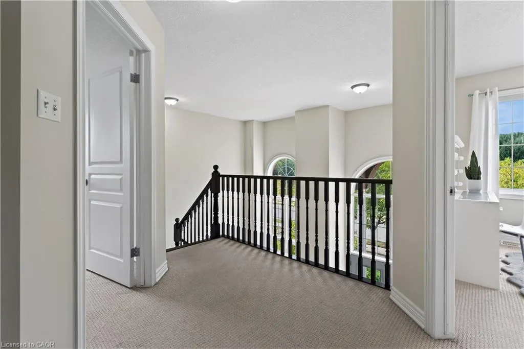 77 Newcombe Road