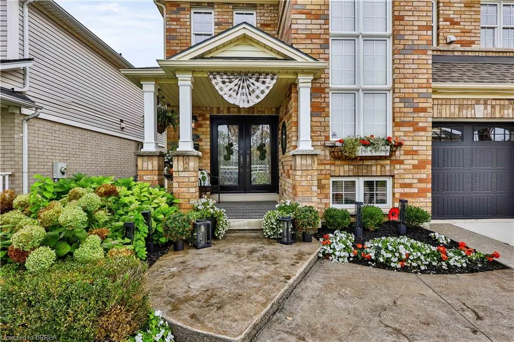 30 Waldie Crescent