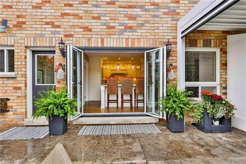 30 Waldie Crescent