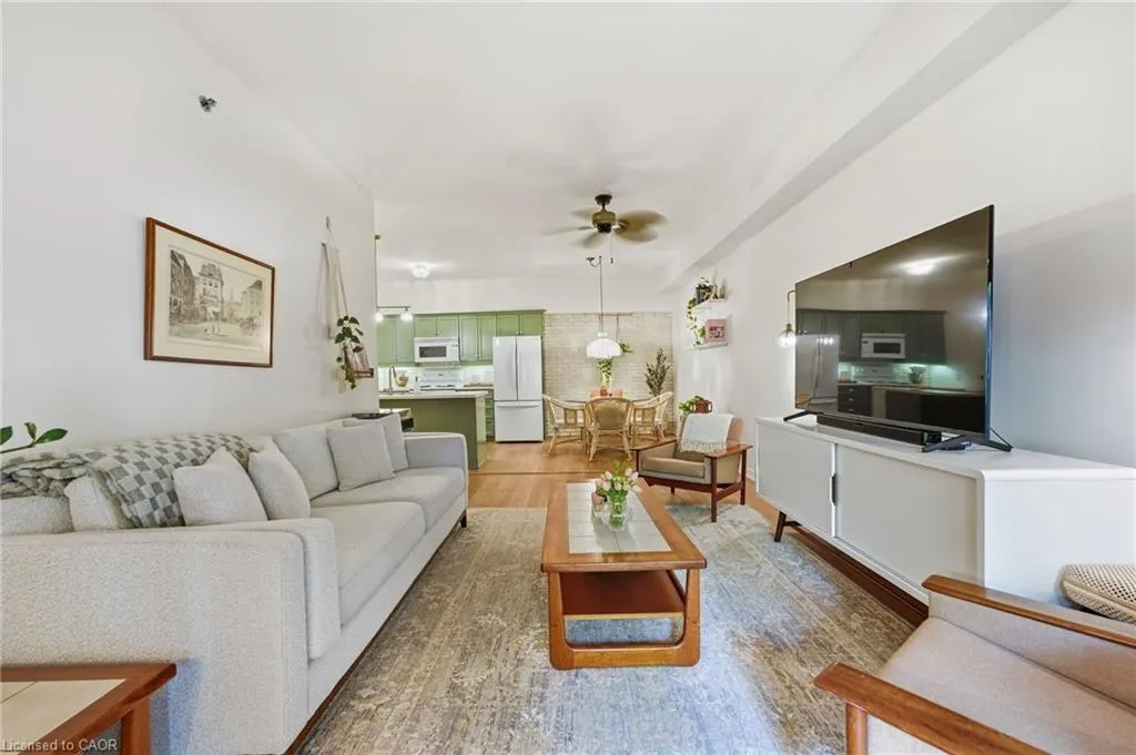 391 Plains Road E #211