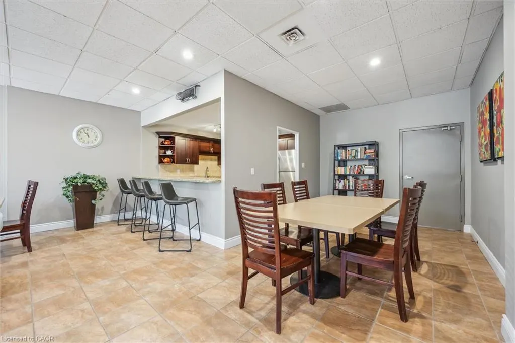 55 Yarmouth Street #903