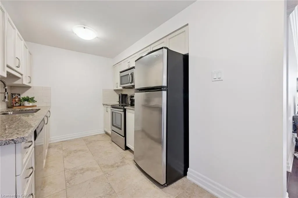 55 Yarmouth Street #903