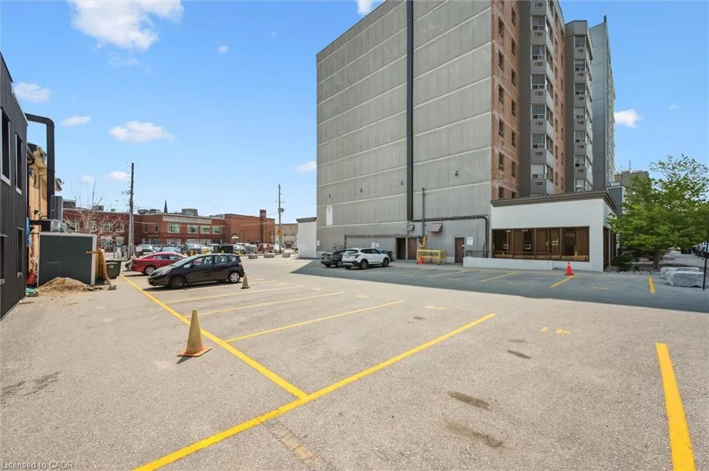 55 Yarmouth Street #903