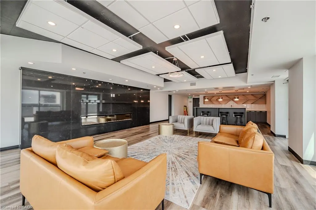 60 Frederick Street #2913