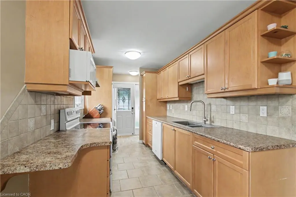 484 Redfox Road #B