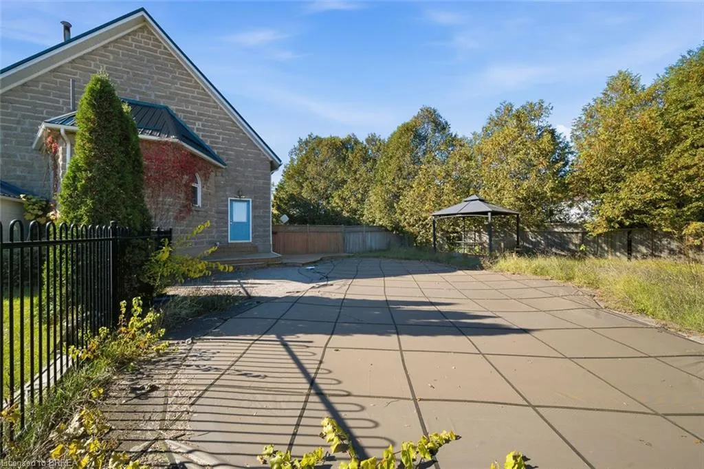205 Norfolk County #45 Road