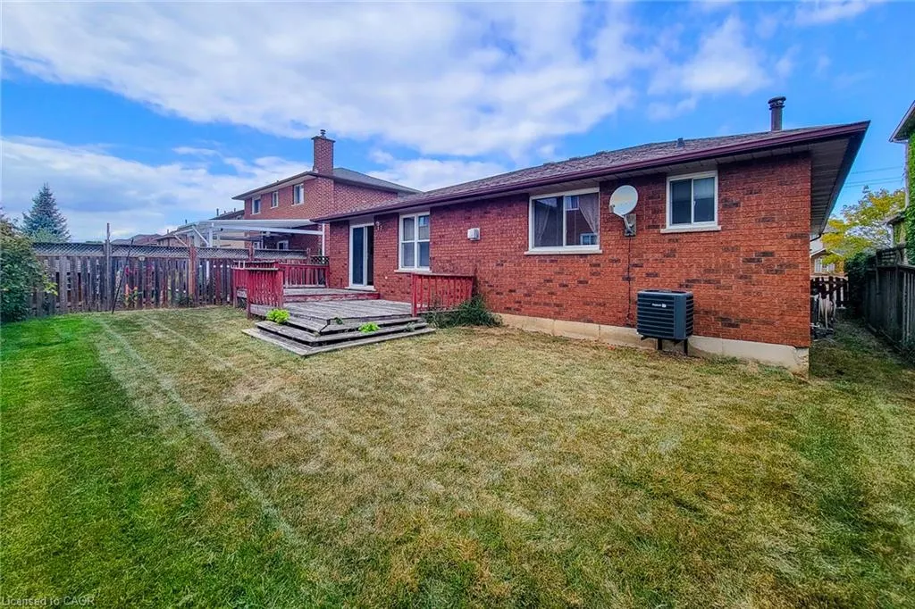 61 Highland Road
