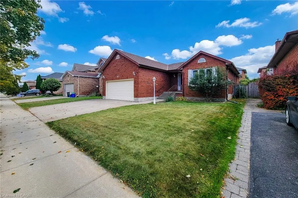 61 Highland Road