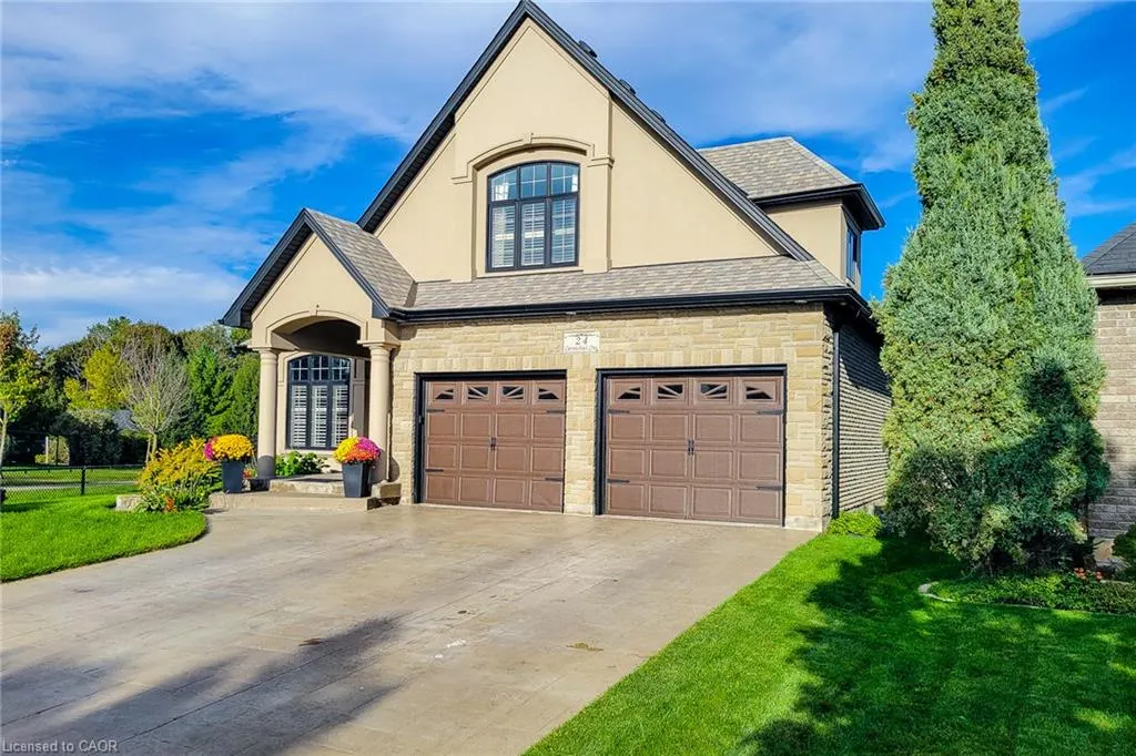 24 Carmichael Crescent