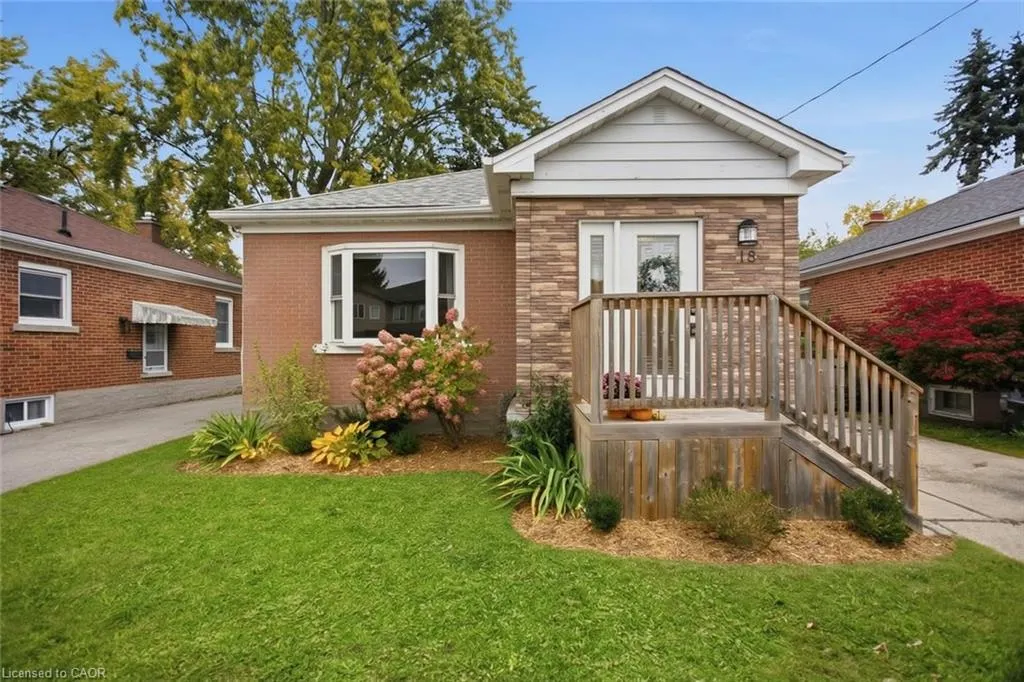 18 Birch Avenue